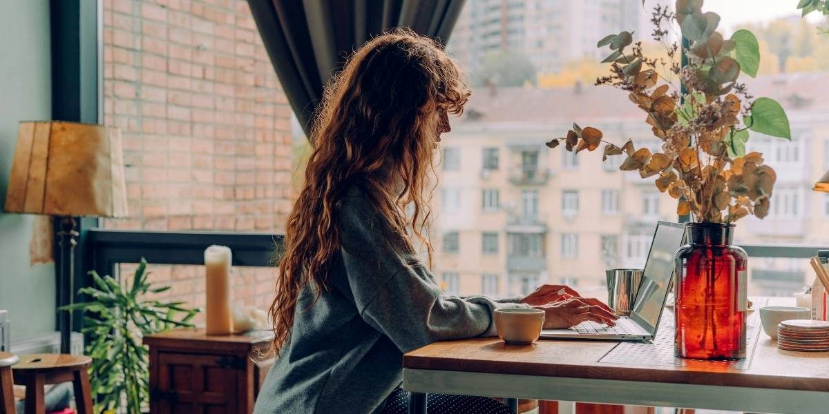 Grow Online Presence with Consistent Blogging Strategies